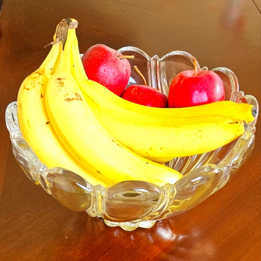 Mikasa Crystal Bowl 10"